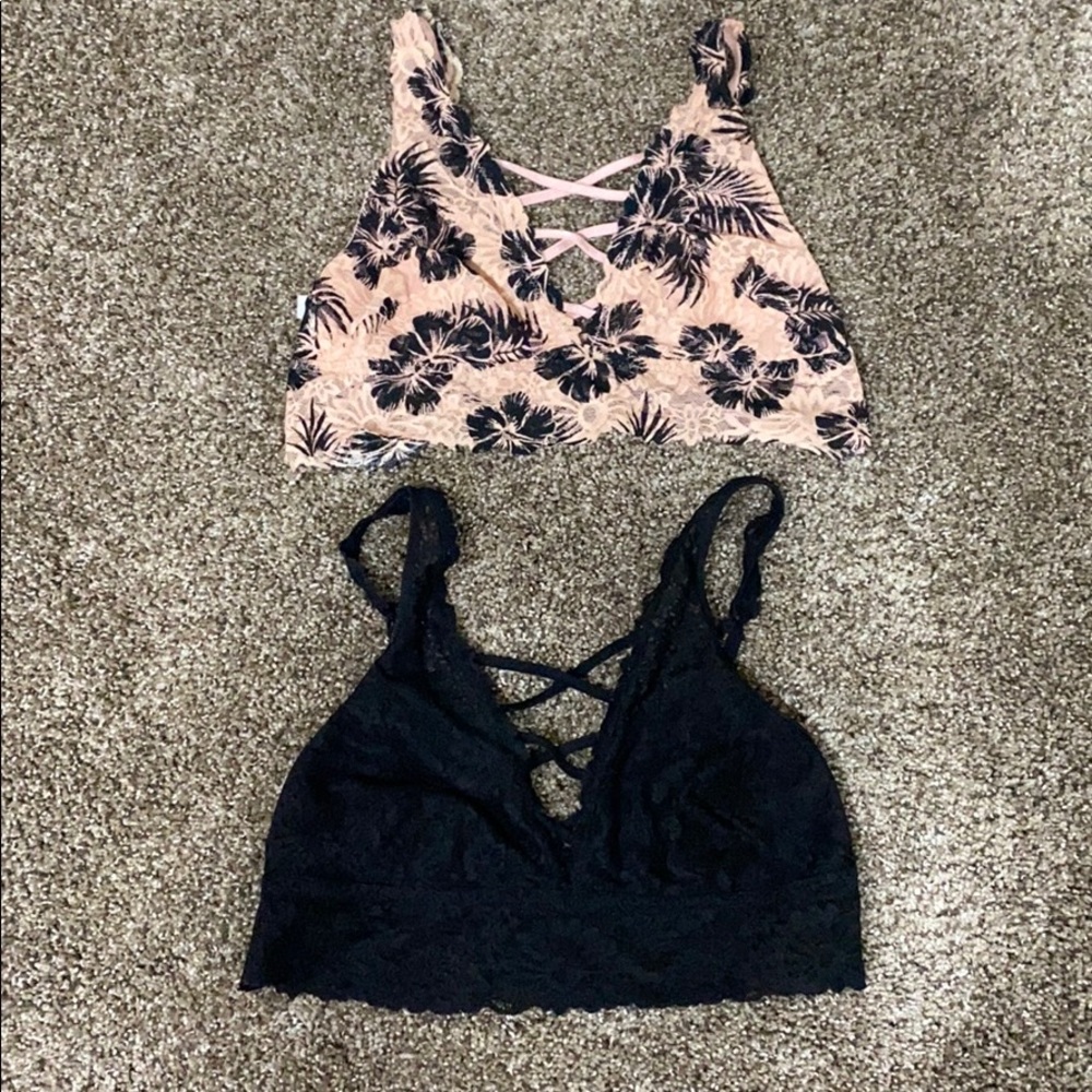 Two pink Brallet